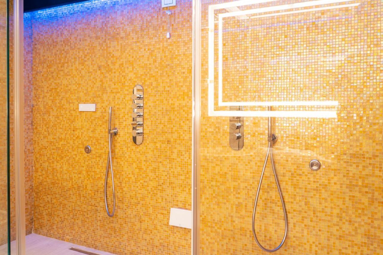 Hotel New Bussola Quartu SantʼElena Esterno foto