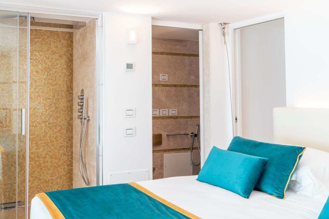 Hotel New Bussola Quartu SantʼElena Esterno foto