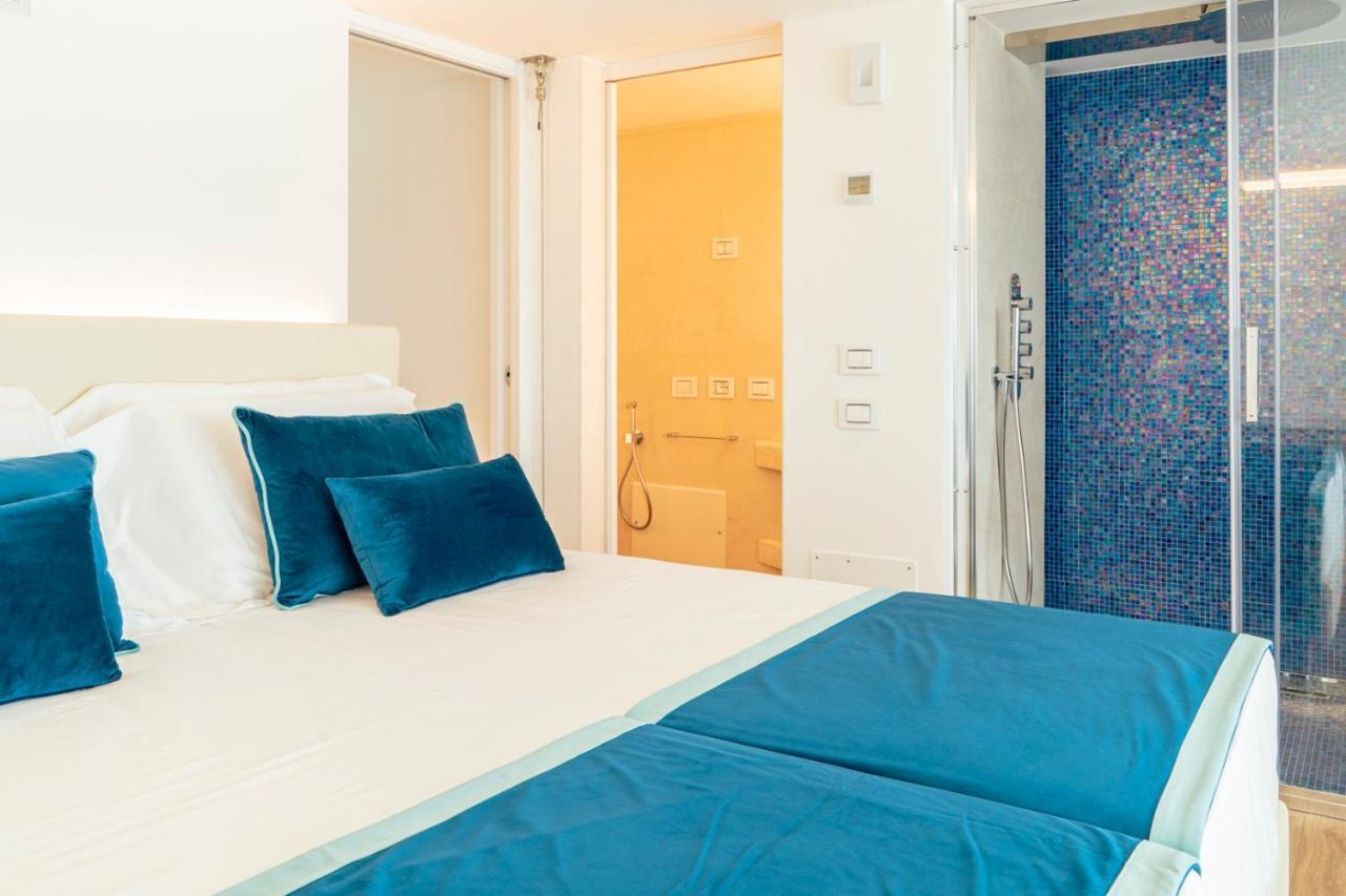 Hotel New Bussola Quartu SantʼElena Esterno foto