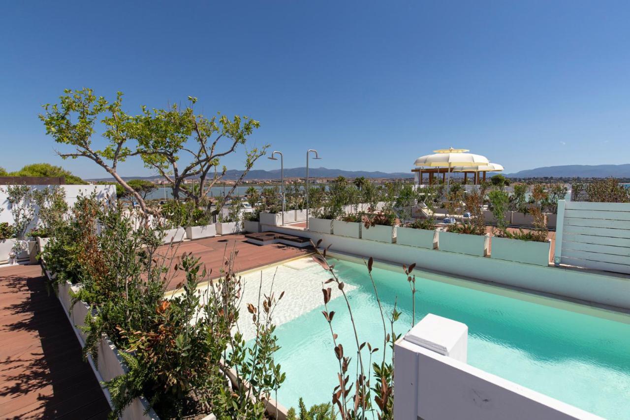 Hotel New Bussola Quartu SantʼElena Esterno foto
